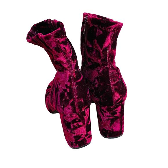 MIA Vickie crushed velvet booties berry red US 9,5M Mod Go-Go Fashion Booties - Picture 5 of 11
